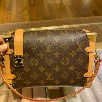 louis vuitton connecticut|louis vuitton farmington westfarms.